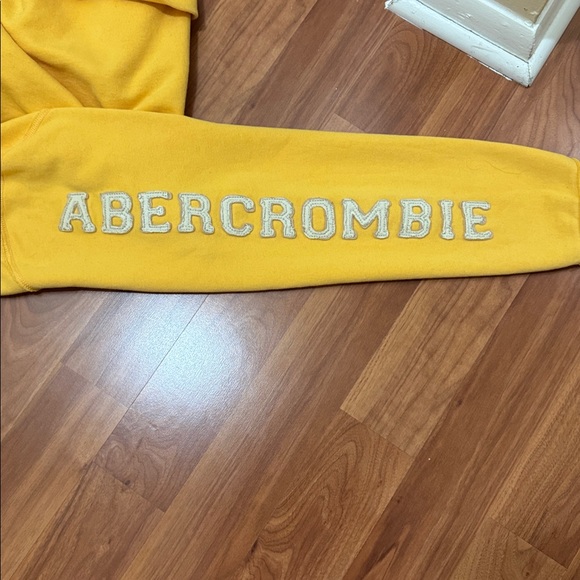 Abercrombie & Fitch Full Zip Hoodie - Picture 7 of 8